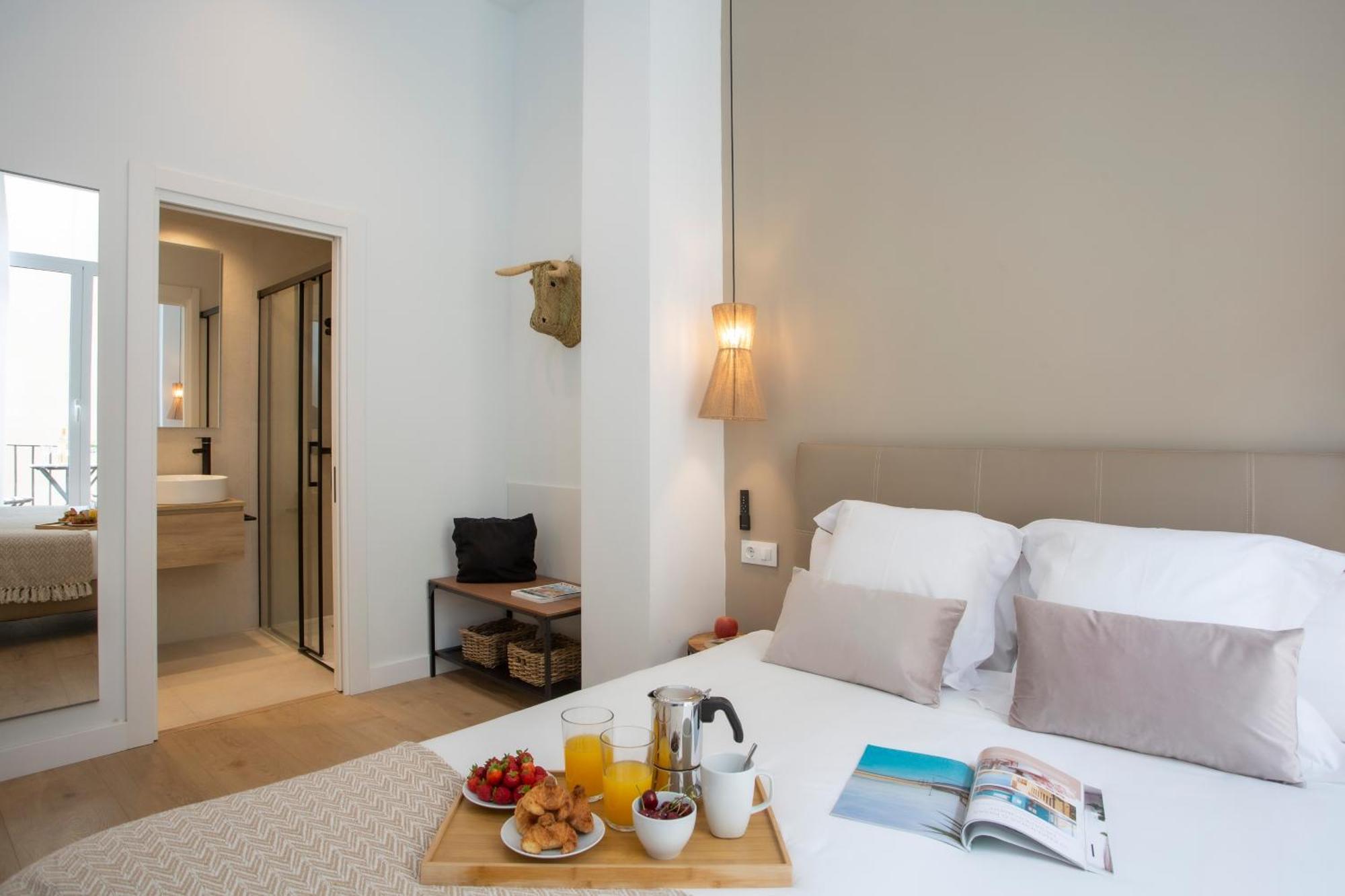 Singularstays Mercado Central Valencia Exteriör bild