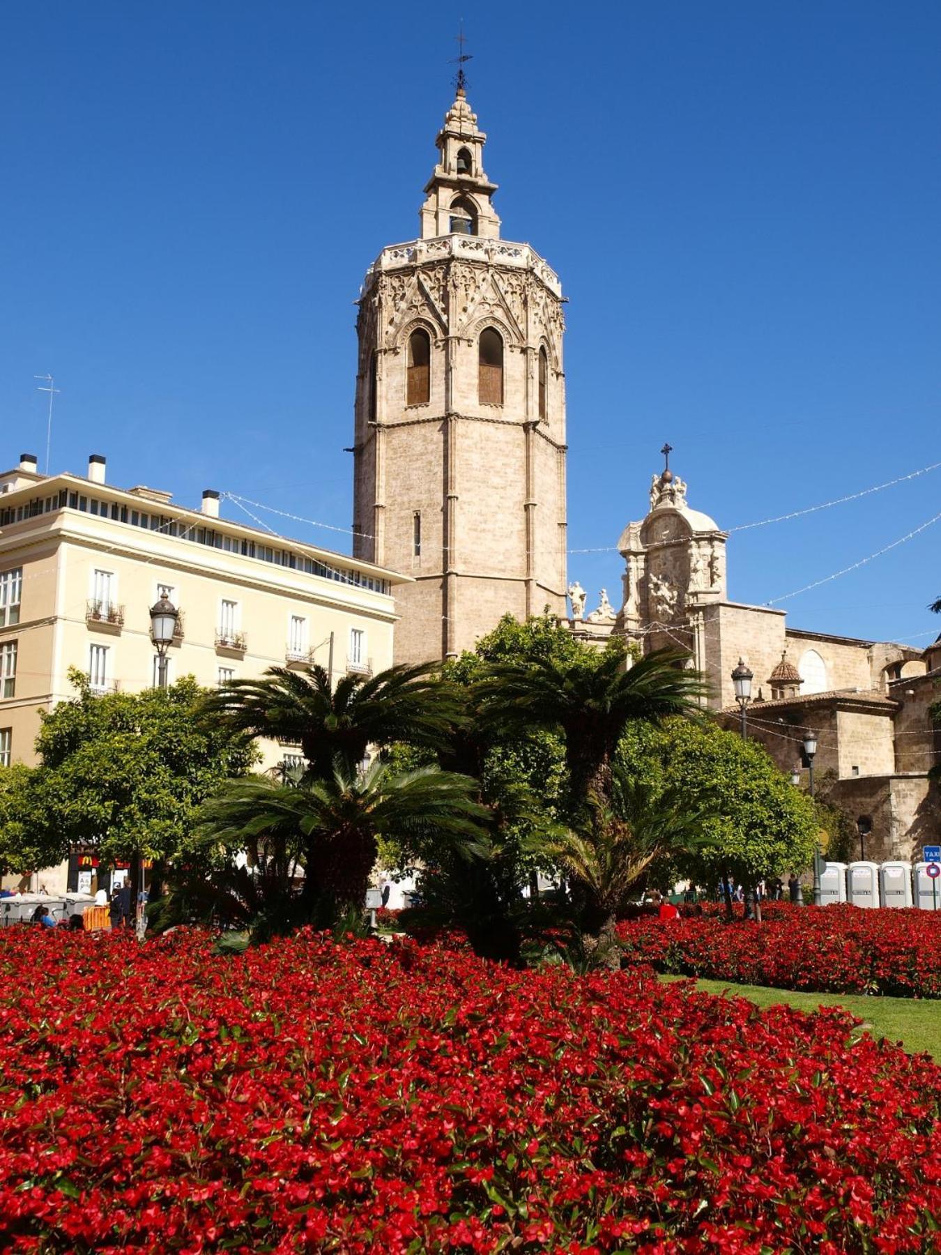 Singularstays Mercado Central Valencia Exteriör bild